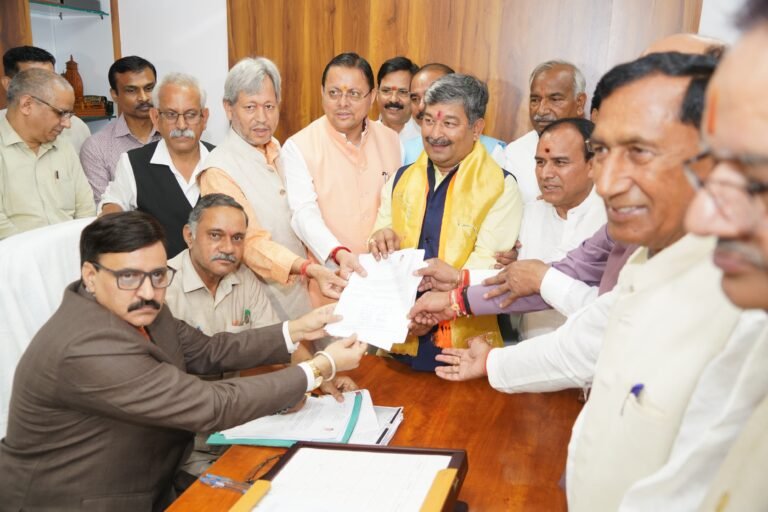 उत्तराखंड BJP राज्यसभा प्रत्याशी दिनेश आर्य ने किया नामांकन , सीएम धामी समेत बड़े नेता रहे मौजूद !